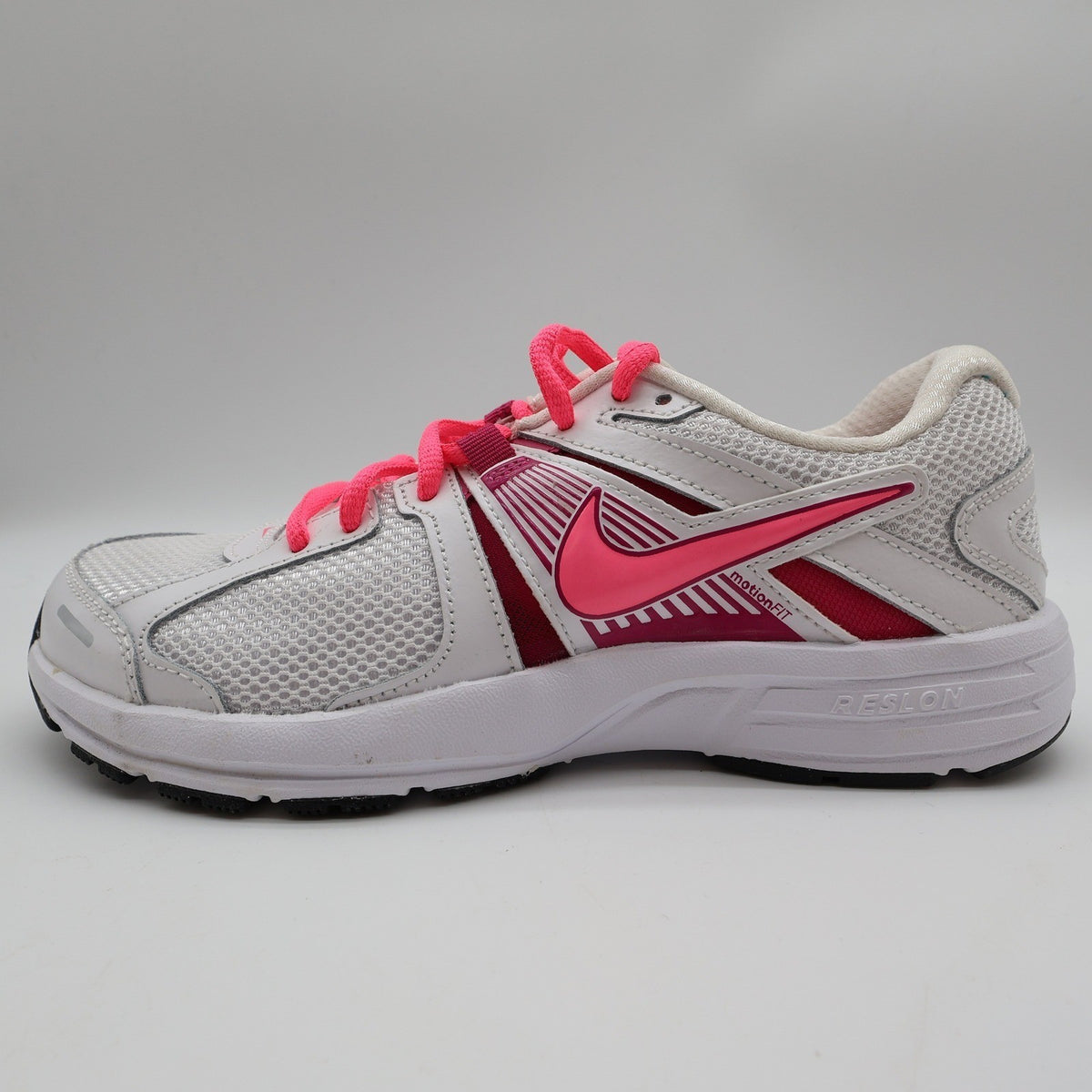 Nike Dart 10 Womens 7.5 Running Shoes White Pink Metallic Silver 580427-100 - take2supply