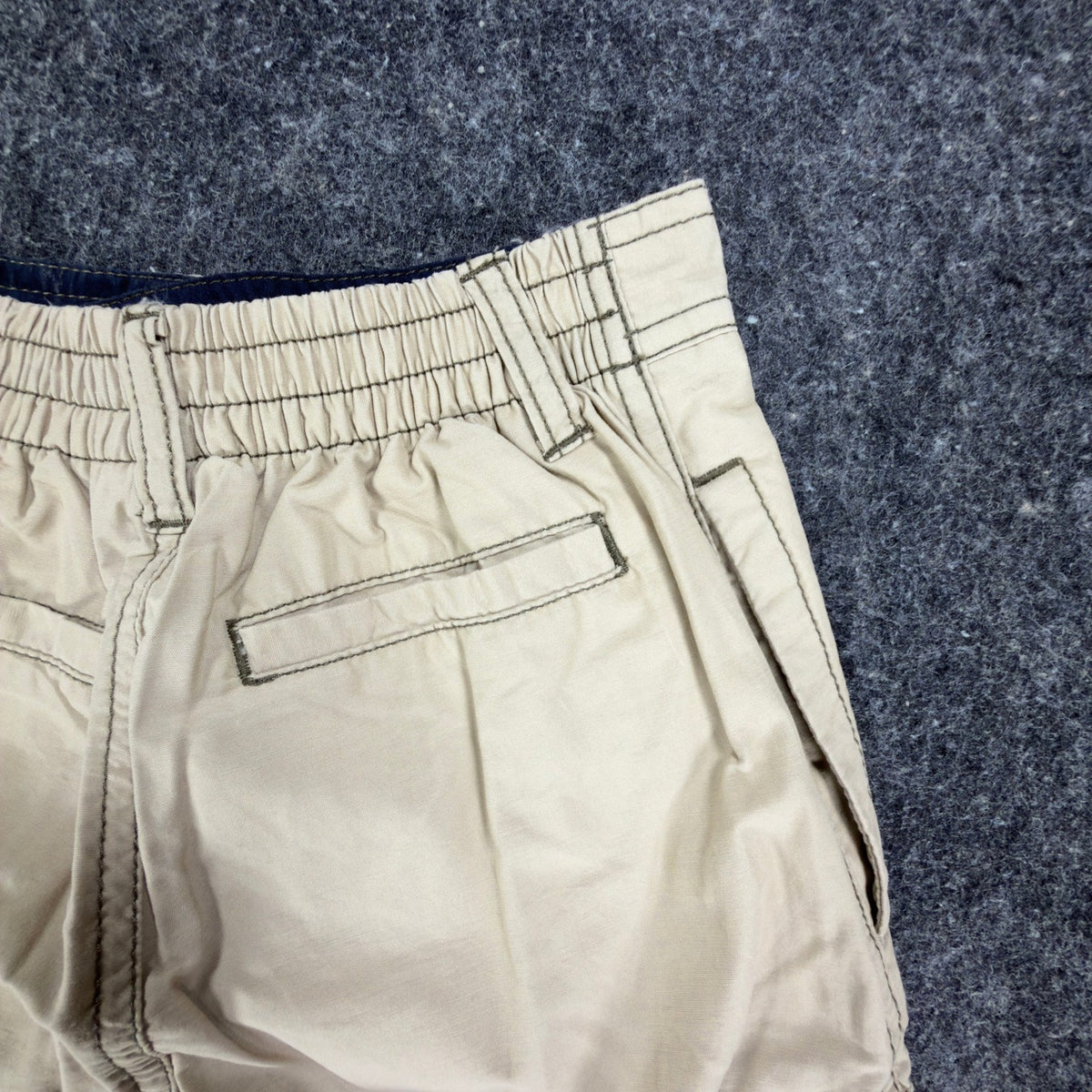 Tommy Hilfiger Y2K Cargo Shorts Boys 6 Khaki Cotton Nylon NWT New - take2supply