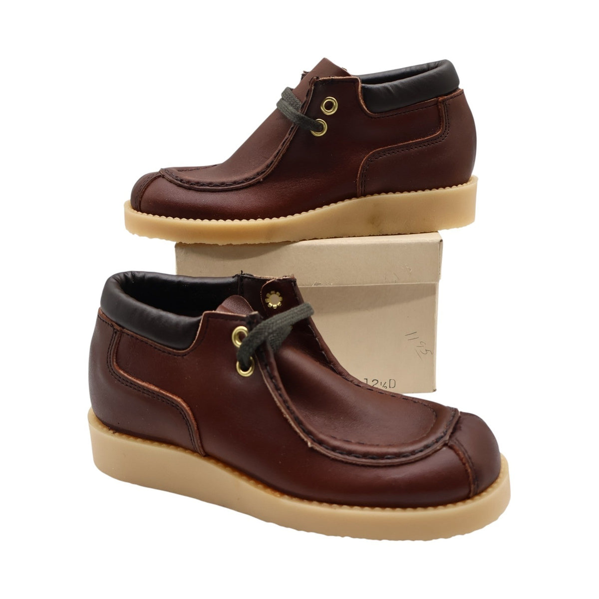 Walker Brand Wallabee Boots Youth 12.5D Vintage Brown Leather Crepe Sole USA - take2supply