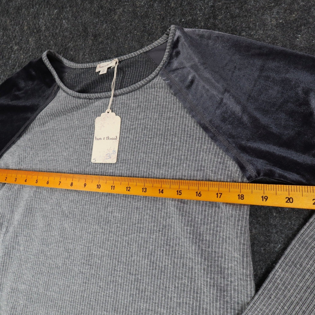 Hem & Thread Top Womens Small Gray Ribbed Knit Velvet Raglan Sleeve Shirt NEW - take2supply