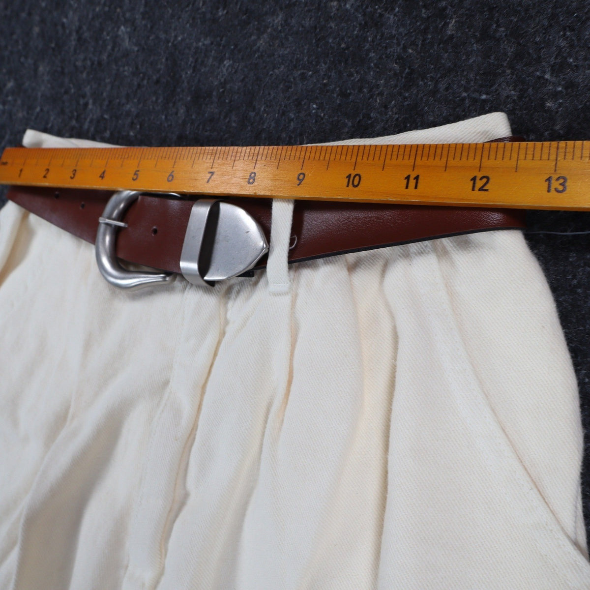 B. Bronson Shorts Womens 3 Vintage 90s Natural Cotton Pleated High Waist Belted - take2supply