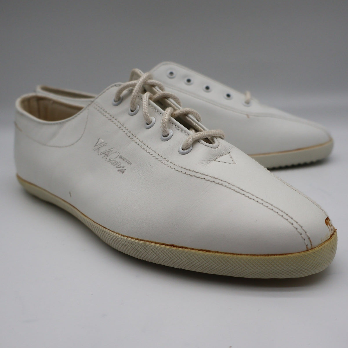 LA Gear Lifestyle Casual Women 10 Vintage 94 White Leather Classic Workout 6814 - take2supply