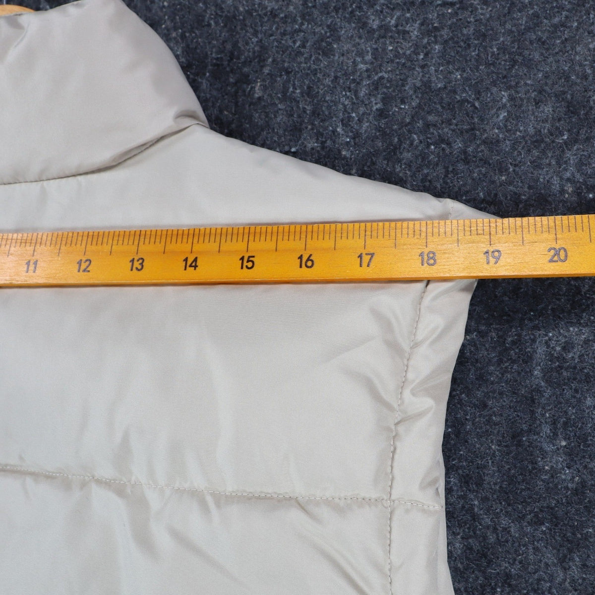 U.S. Polo Assn Puffer Vest Mens Medium Beige Quilted Full Zip Logo 10-5685-Q8 - take2supply