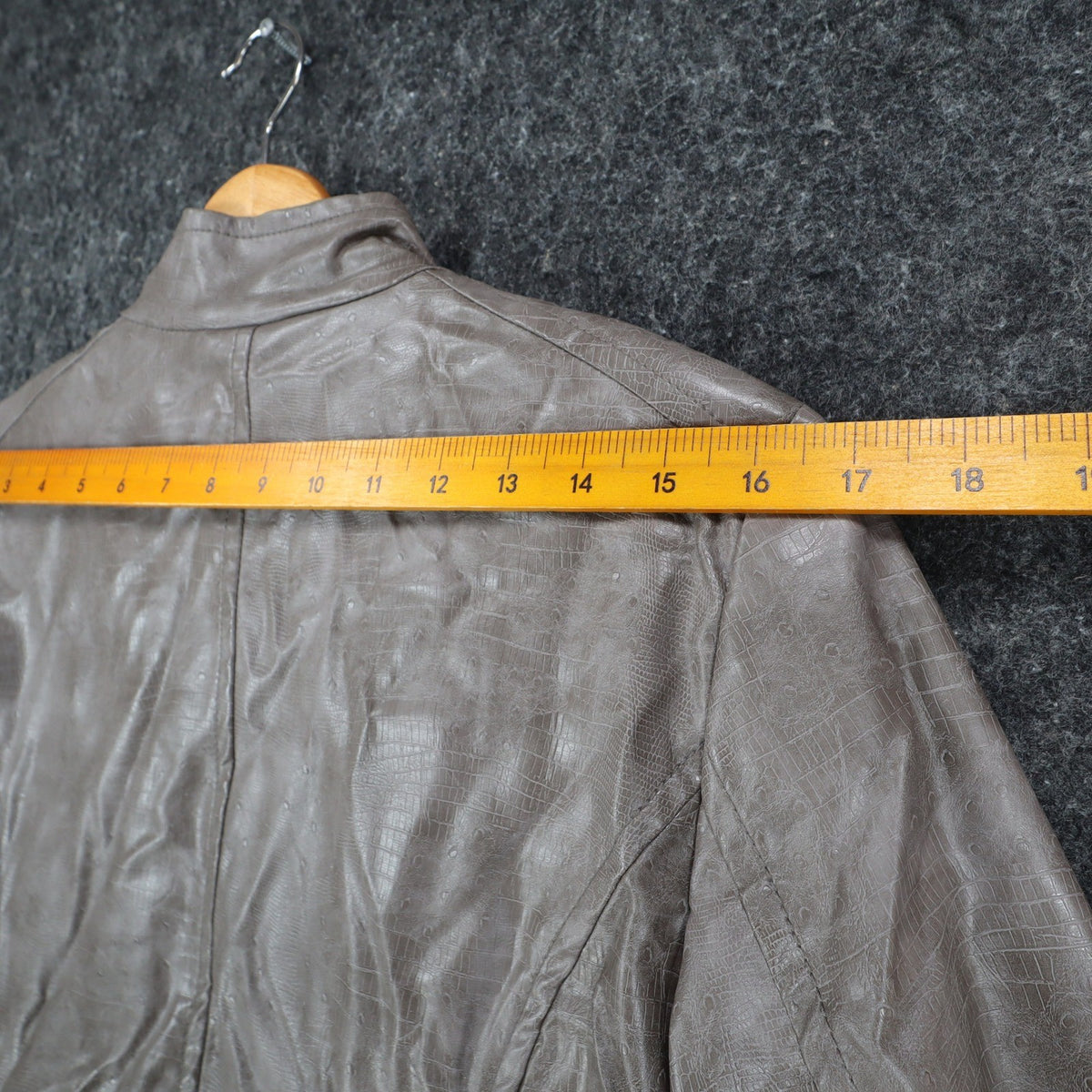 Erin London Jacket Womens Medium Gray Faux Croc Embossed Zip Front Mock Neck NEW - take2supply