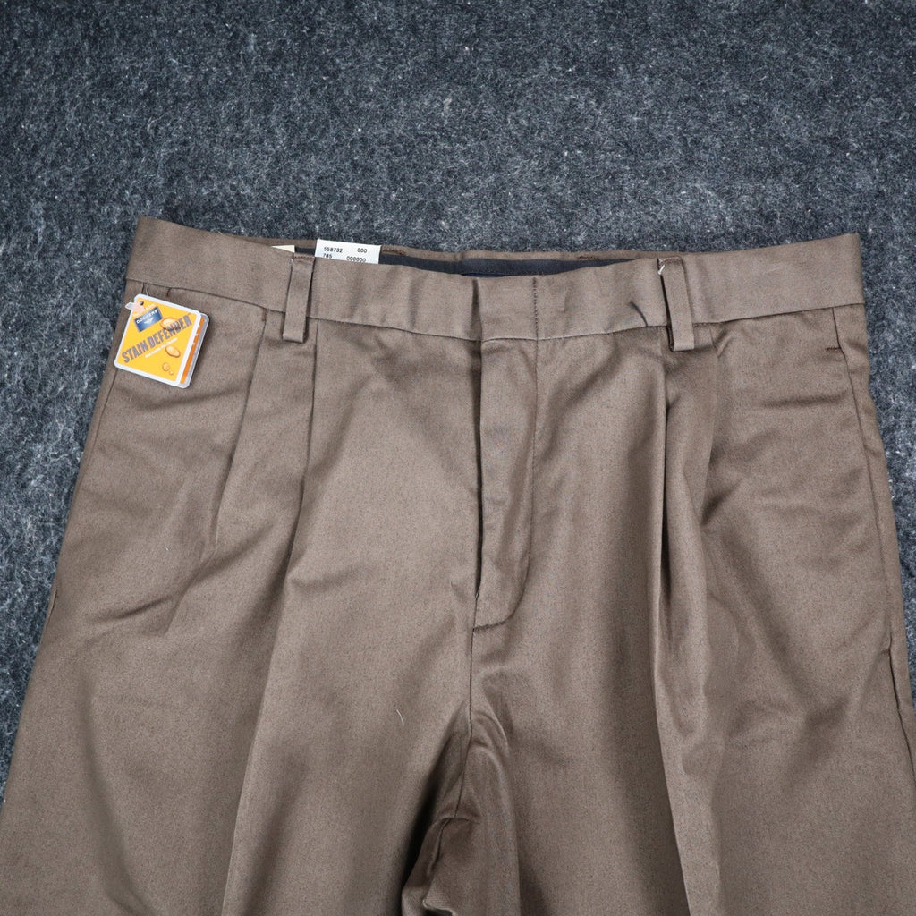 Dockers Khaki Pants Mens 33x30 Brown Pleated Cuffed Stain Defender Classic Fit - take2supply