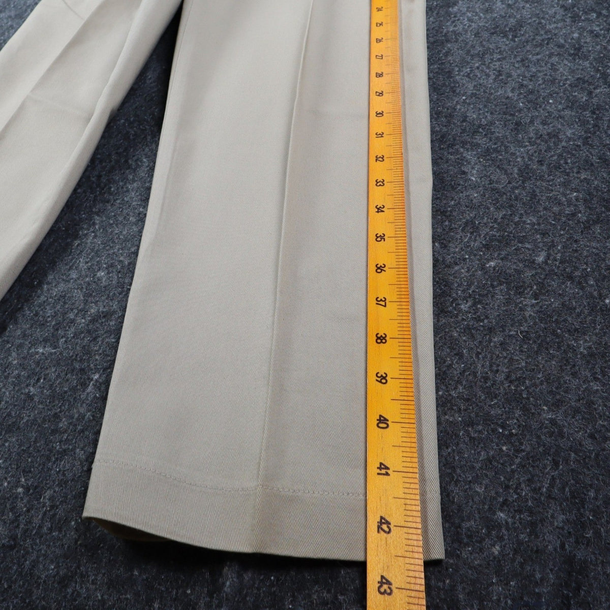 Lee Casuals Pleated Chino Pants Womens 12 M Khaki Cotton Wrinkle Free NWT - take2supply
