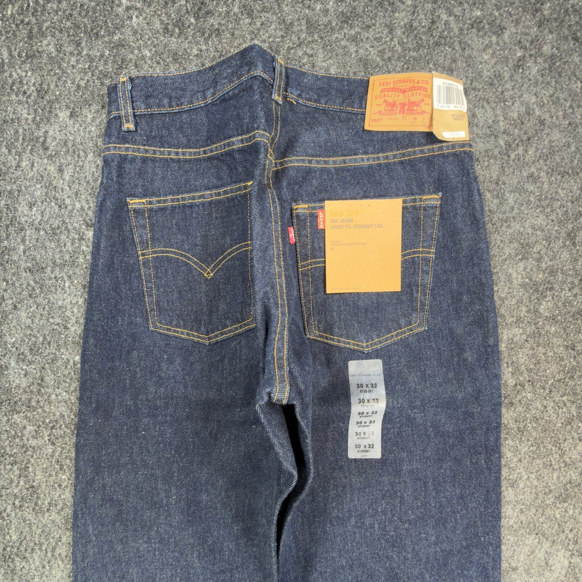 Levi's 2000s 565 Wide Leg Jeans Boys 30x32 Dark Indigo Deadstock NWT Vintage - take2supply