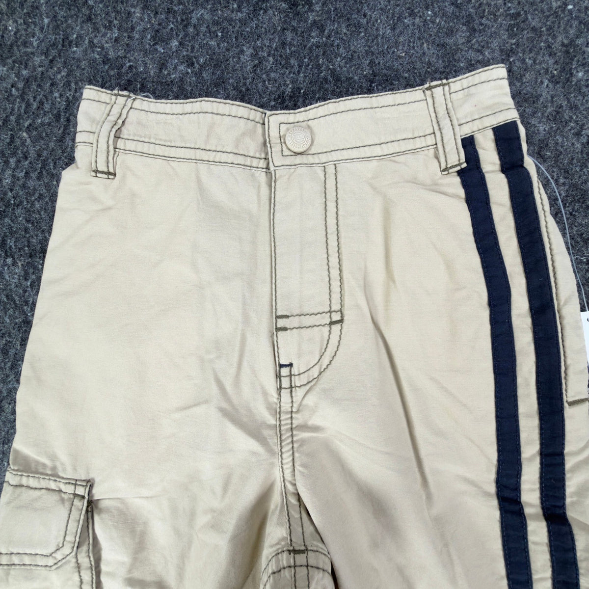 Tommy Hilfiger Y2K Cargo Shorts Boys 6 Khaki Cotton Nylon NWT New - take2supply