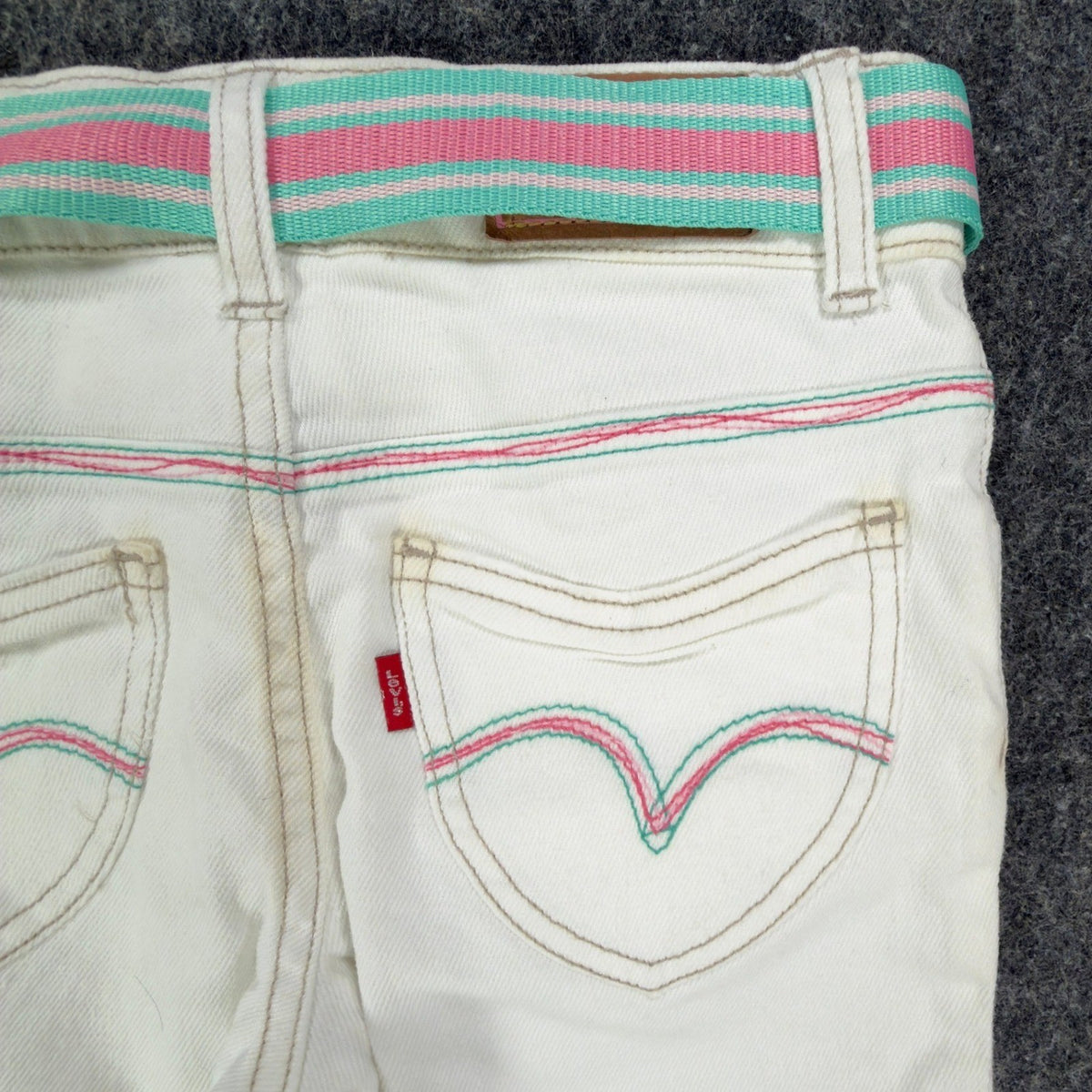 Levi's 2006 Y2K Bermuda Shorts Girls 10 White Denim NWT Belted C679 - take2supply
