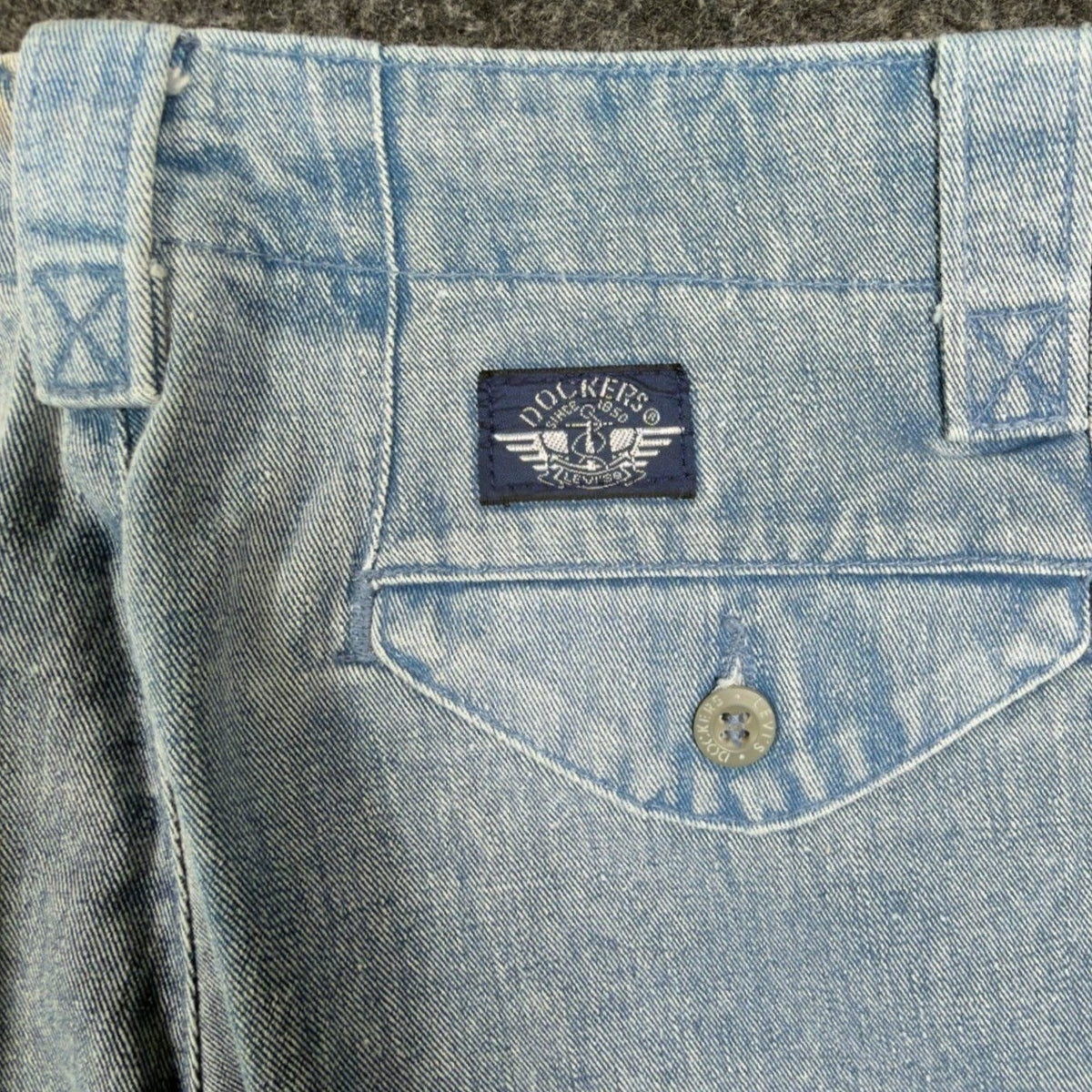 Dockers Vintage 90s Pleated Jeans Mens 31x32 Light Wash Cotton NWT Made in USA - take2supply