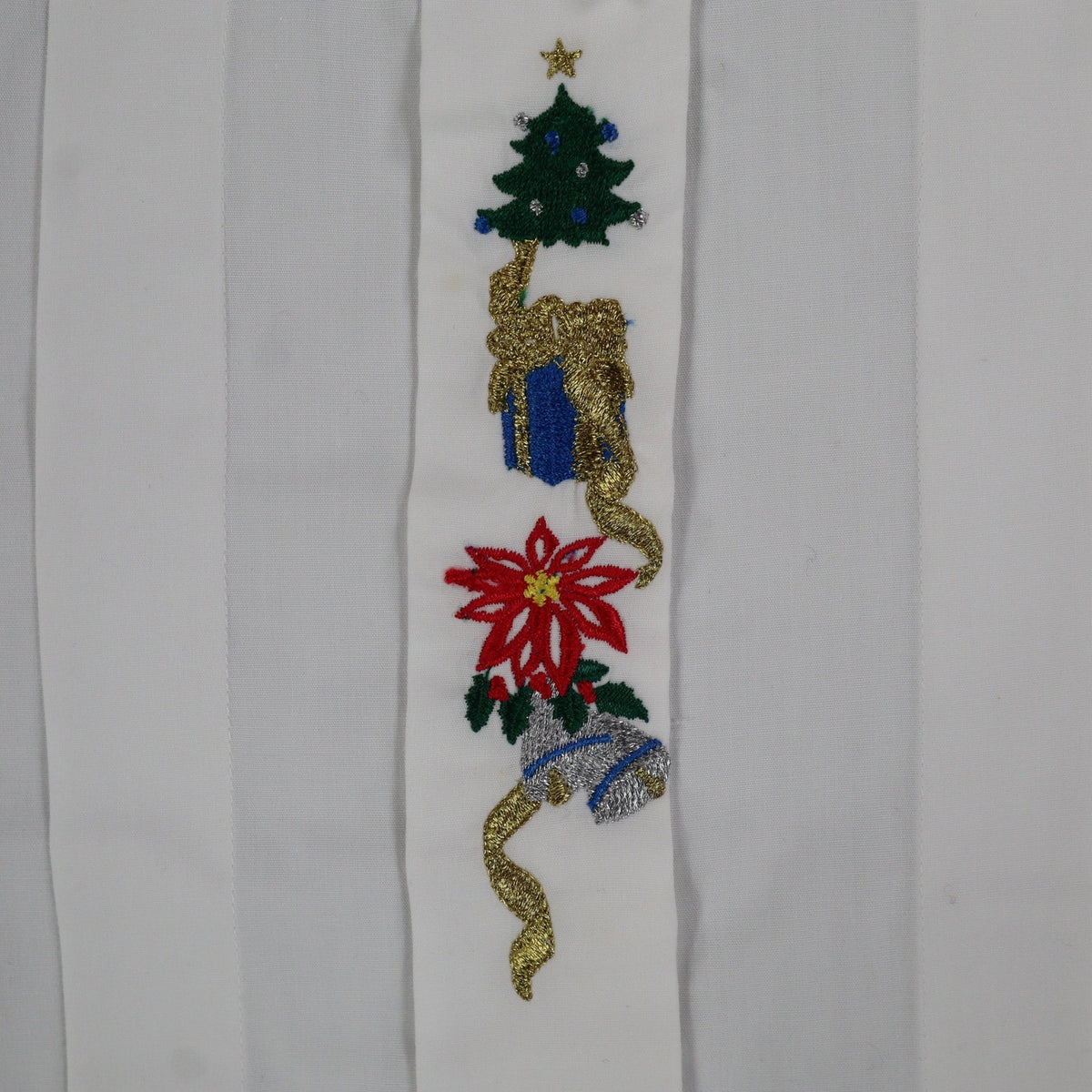 Shirtworks Christmas Shirt Womens S White Embroidered NWT NOS - take2supply