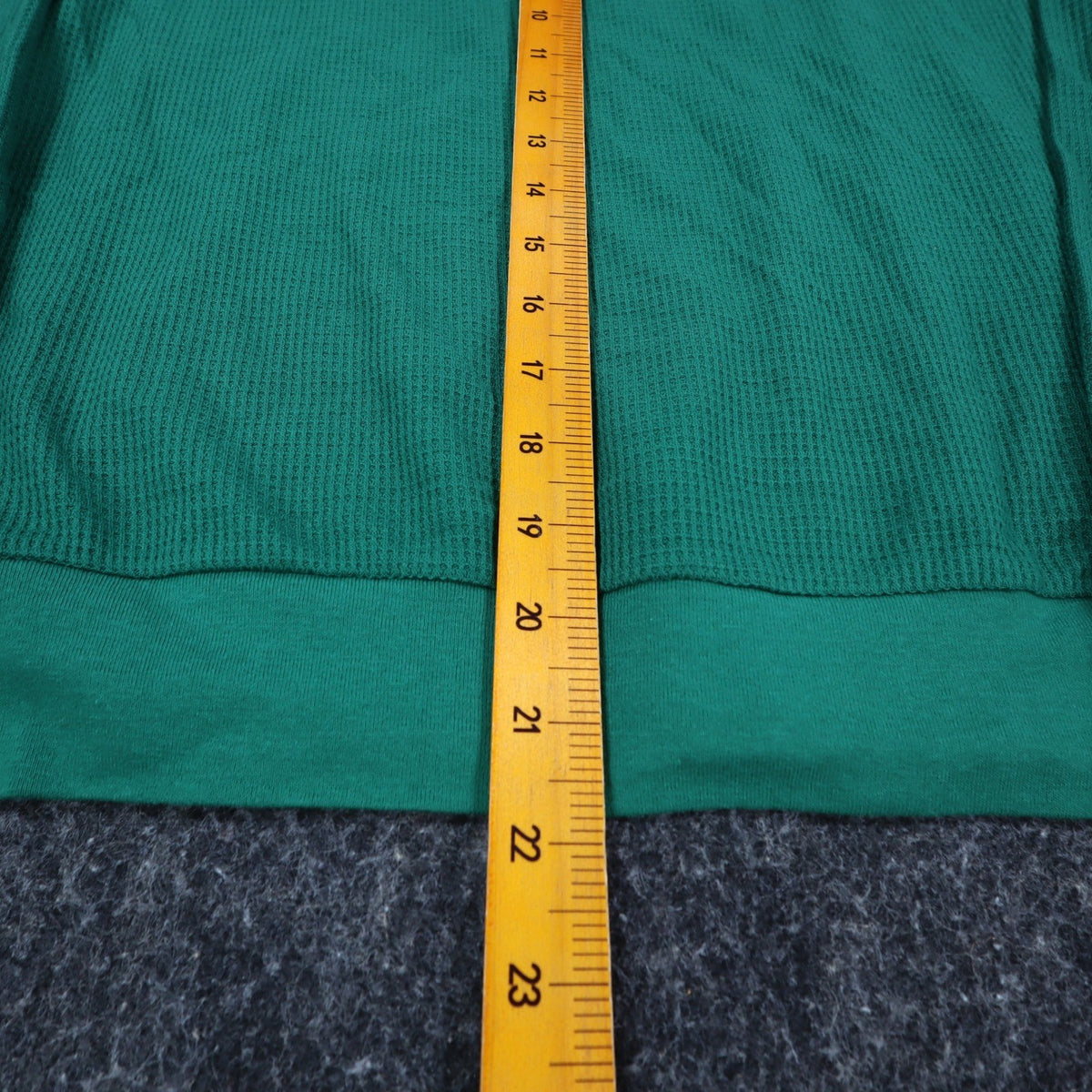 Jolt Owl Studded Thermal Top Womens Large Green Waffle Knit Raglan NWT - take2supply