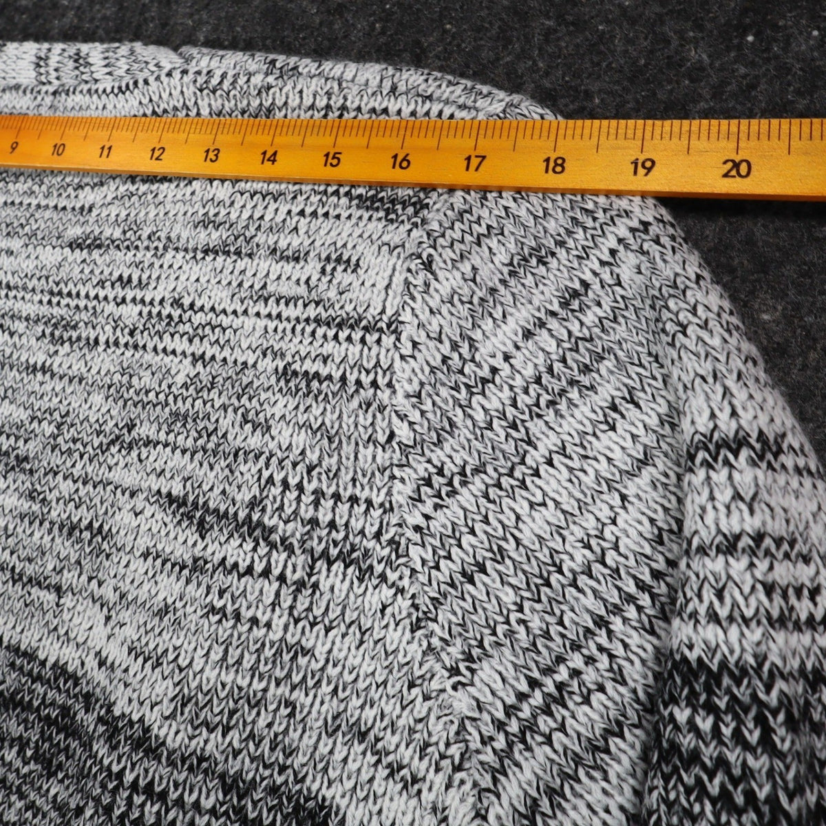 VioletRuby Cardigan Womens Medium Black Grey Ombre Open Front Longline Duster - take2supply