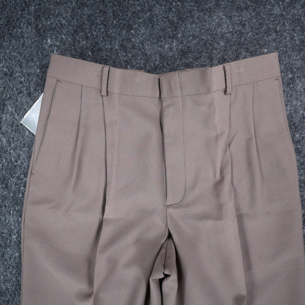 Levi's Travelers Dress Pants Mens 33x32 Vintage 90s Brown Wool Blend Pleated NWT - take2supply