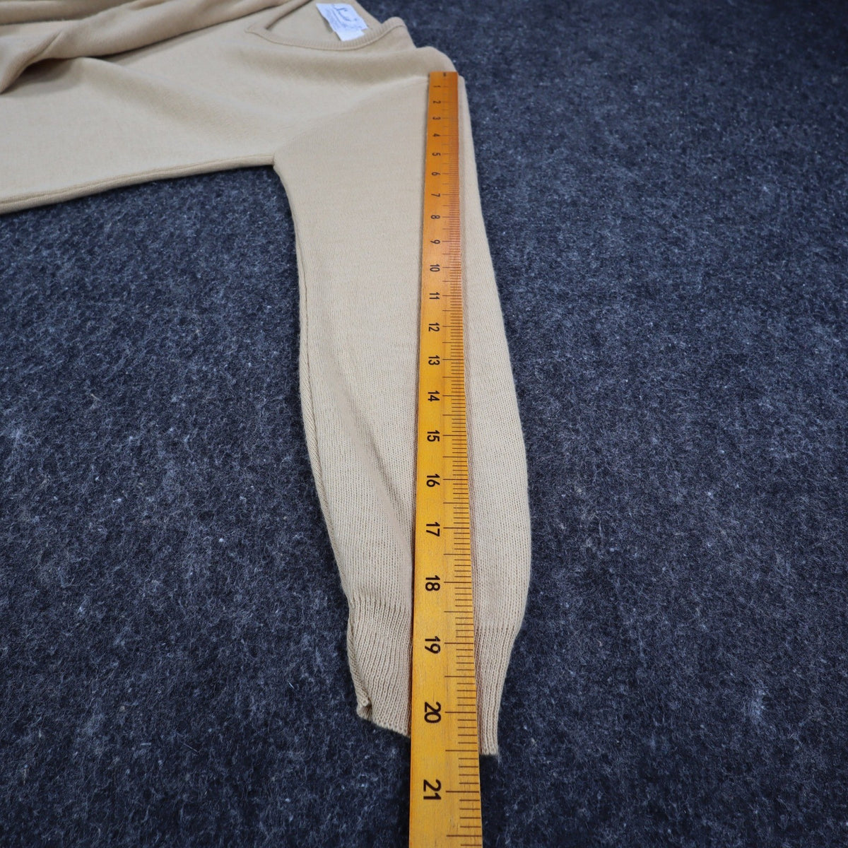 Scudder Sportswear V-Neck Sweater Youth Medium 10-12 Vintage 70s Tan Acrylic USA - take2supply