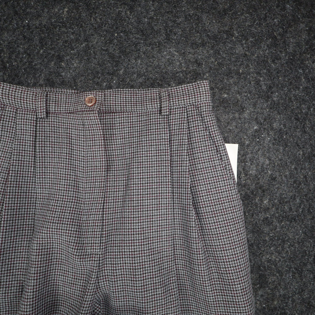 Southern Lady Plaid Dress Pants Womens 8 Vintage Grey Burgundy Pleated Trousers - take2supply