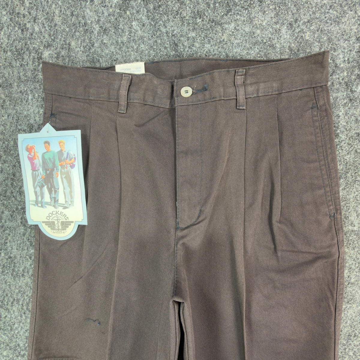 Dockers Shorts Mens 30 Brown Cotton Pleated Student Deadstock 82780-0559 Vintage - take2supply