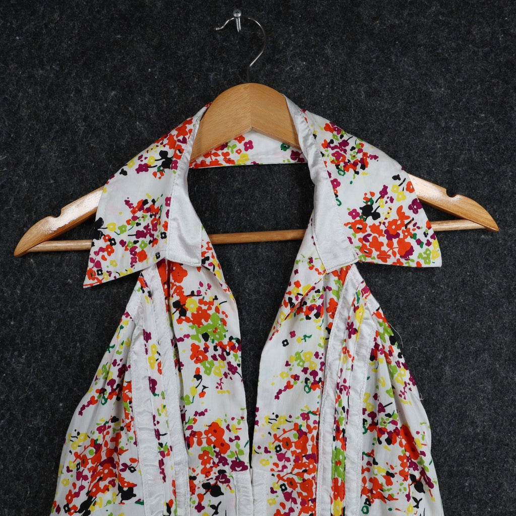 XOXO Halter Top Womens Size Medium NWT Floral Cotton Smocked Back White C759 - take2supply