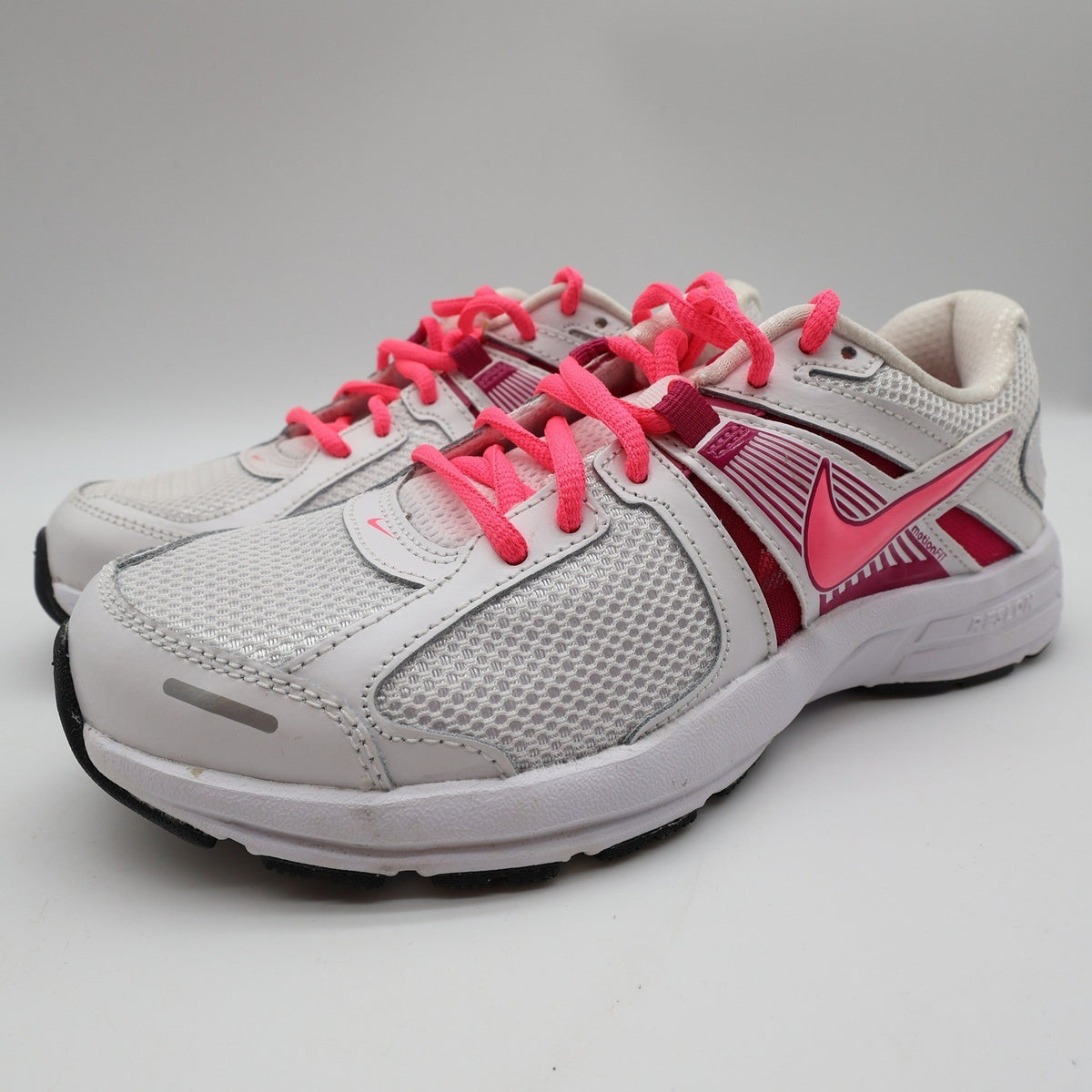 Nike Dart 10 Womens 7.5 Running Shoes White Pink Metallic Silver 580427-100 - take2supply