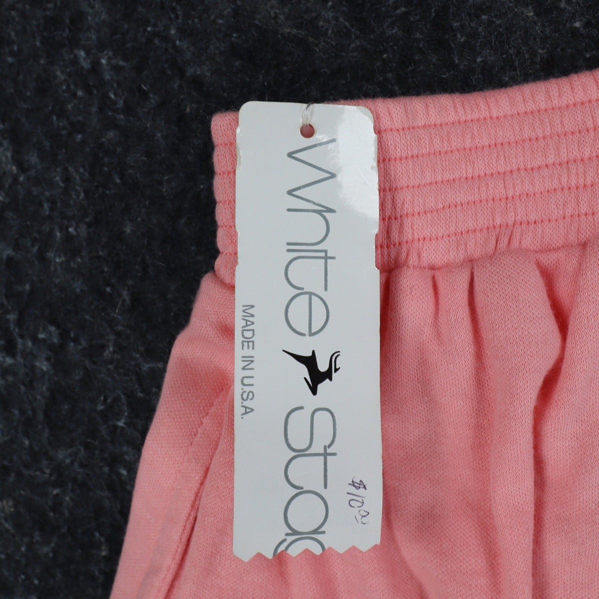 White Stag Shorts Womens Small Vintage 90s Pink Cotton Blend Deadstock USA Made - take2supply