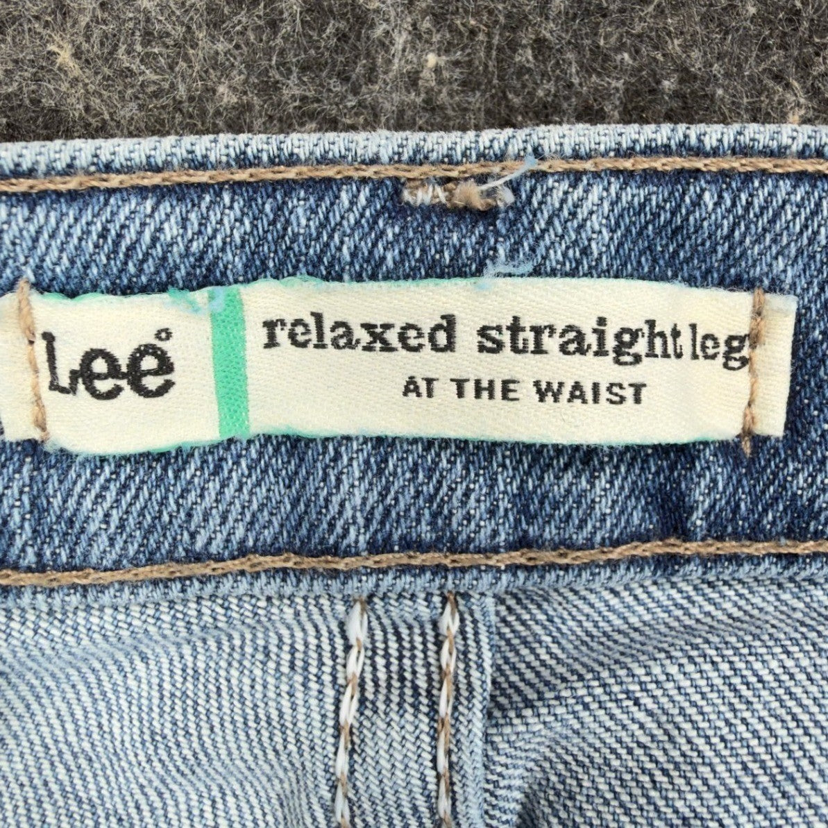 Lee Relaxed Fit Straight Leg Jeans Womens 14 Long Light Stone Denim NWT - take2supply