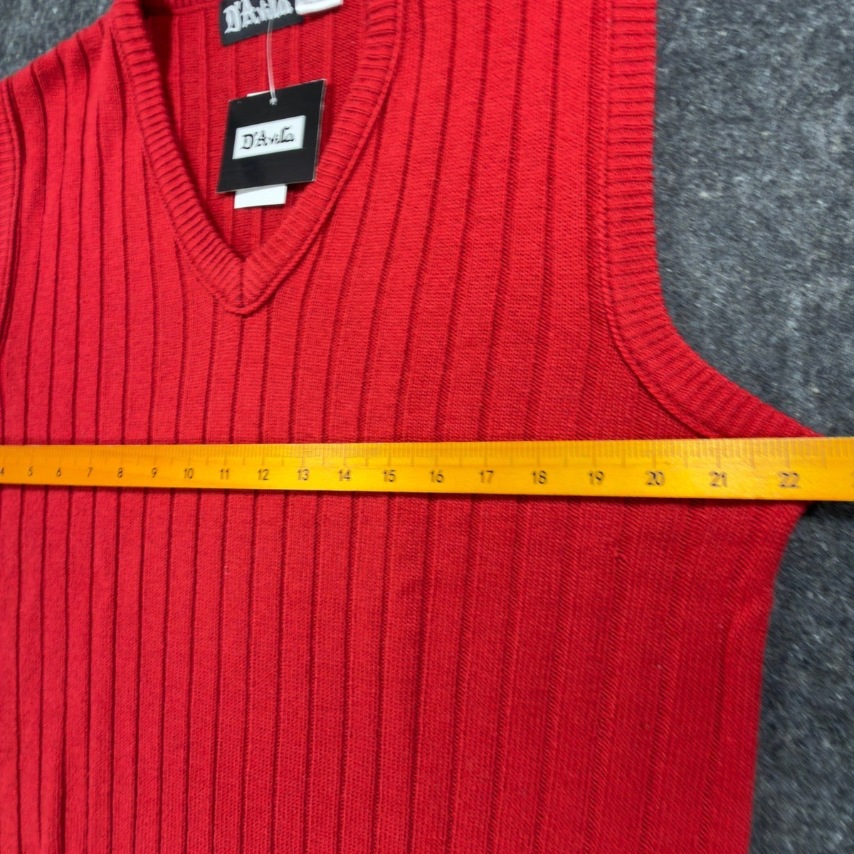D'Avila Vintage 90s Sweater Vest Mens Large Red Acrylic V-Neck NWT - take2supply
