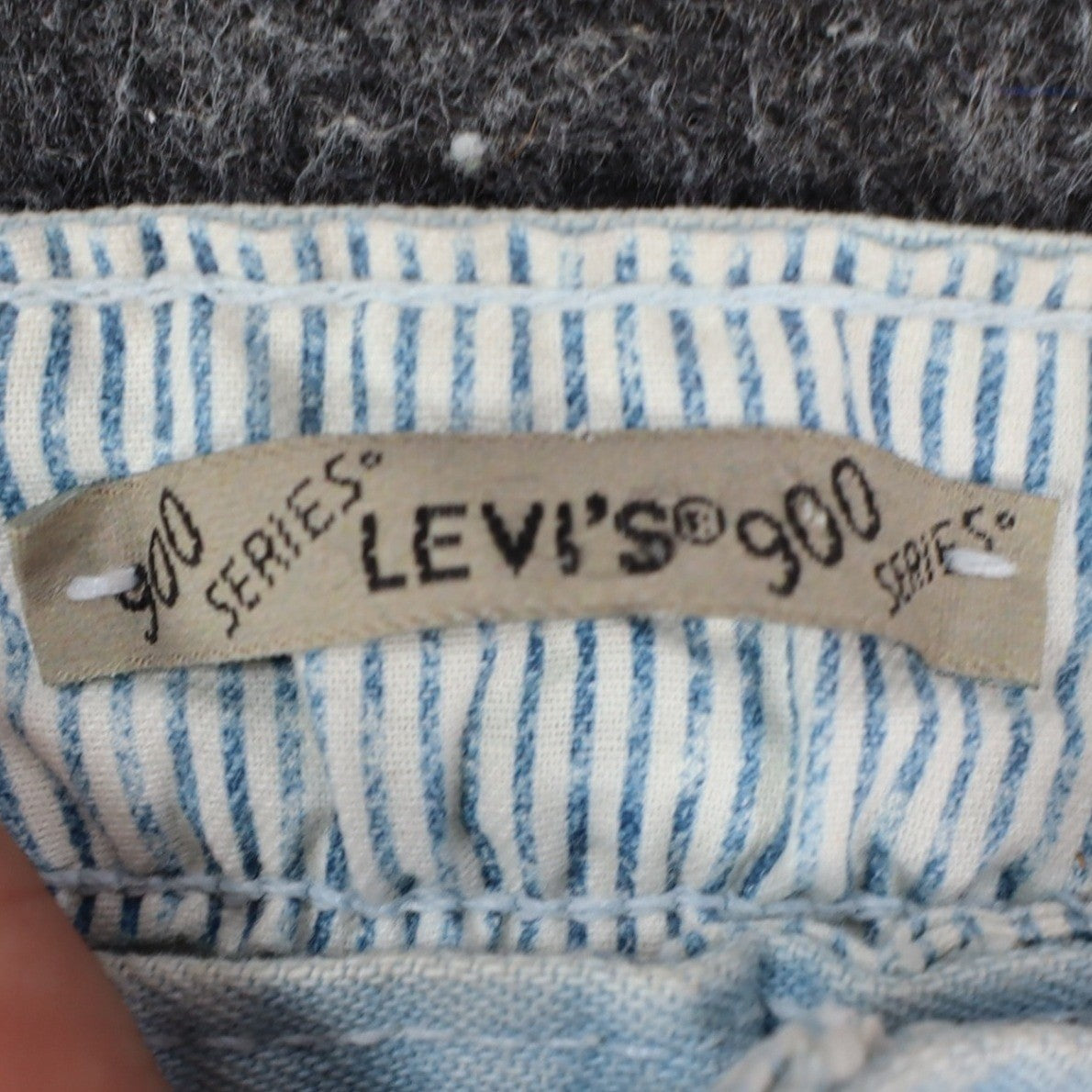 Levi's 917 Shorts Womens 12 Vintage 90s Light Wash Denim Made in USA Deadstock - take2supply