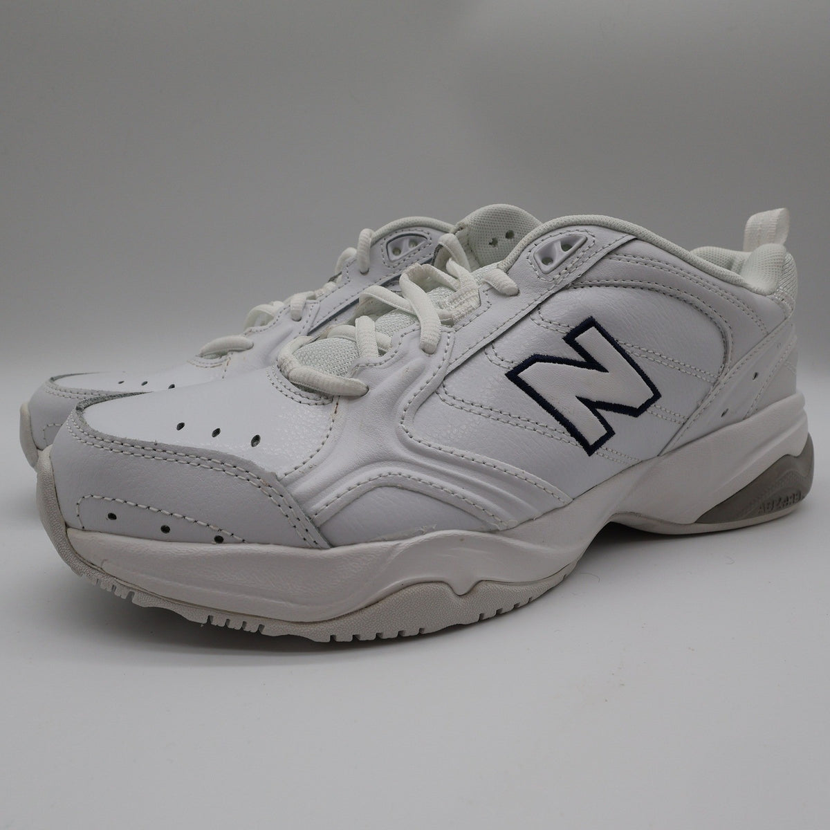 New Balance 624 Women's Cross Trainers White Leather Size 10 WX624WT2 - take2supply