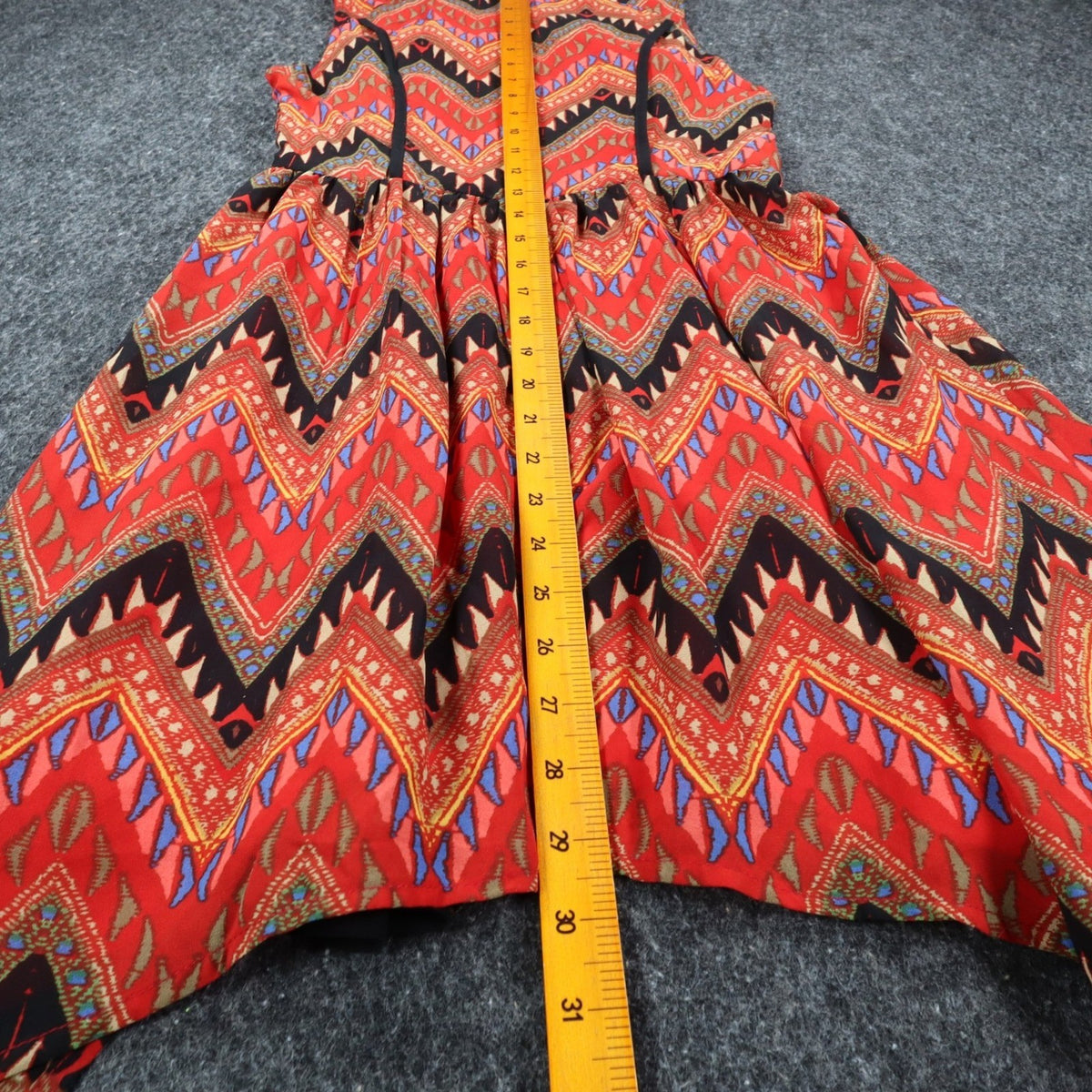 Esley Collection Dress Womens Small Red Geometric Chevron Handkerchief Hem NWT - take2supply