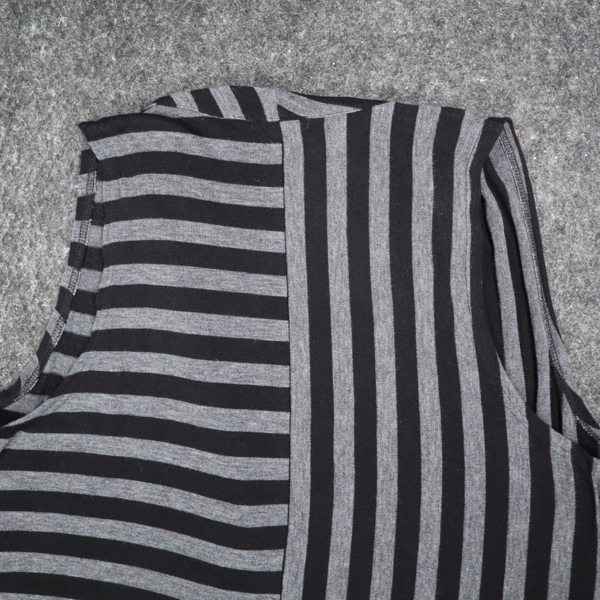 Erin London Open Front Vest Womens Large Black Grey Striped Draped Waterfall Hem - take2supply