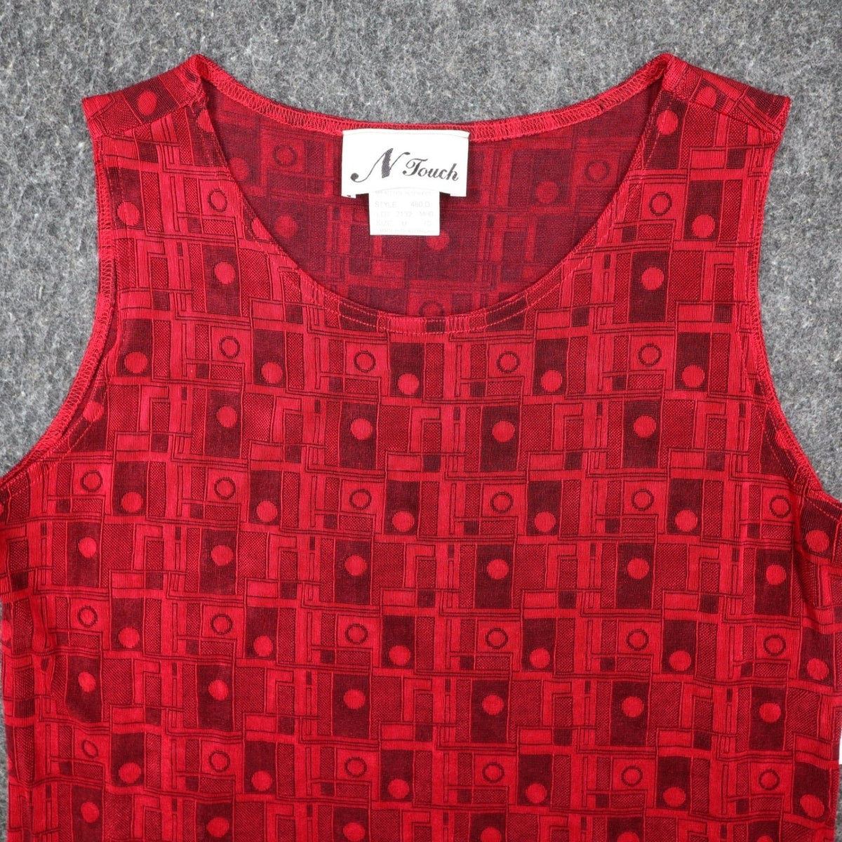 N Touch Tank Top Womens Size M Red Black Geometric Sleeveless Textured Knit NWT - take2supply