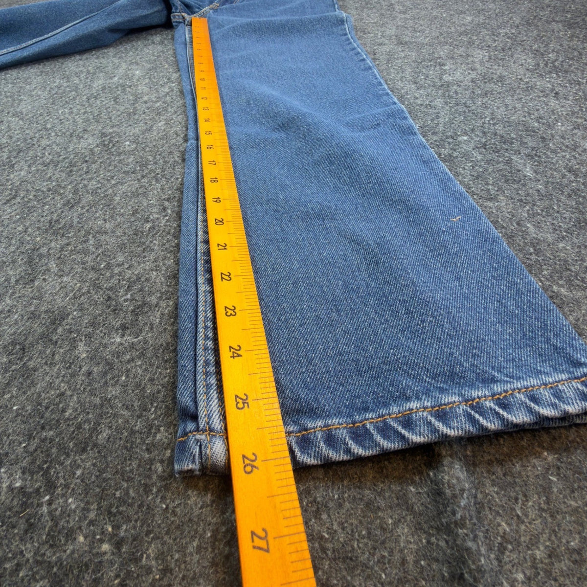 Levi's 550 Boys 14 Slim Medium Wash Cotton Relaxed Fit Vintage Y2K NWT - take2supply