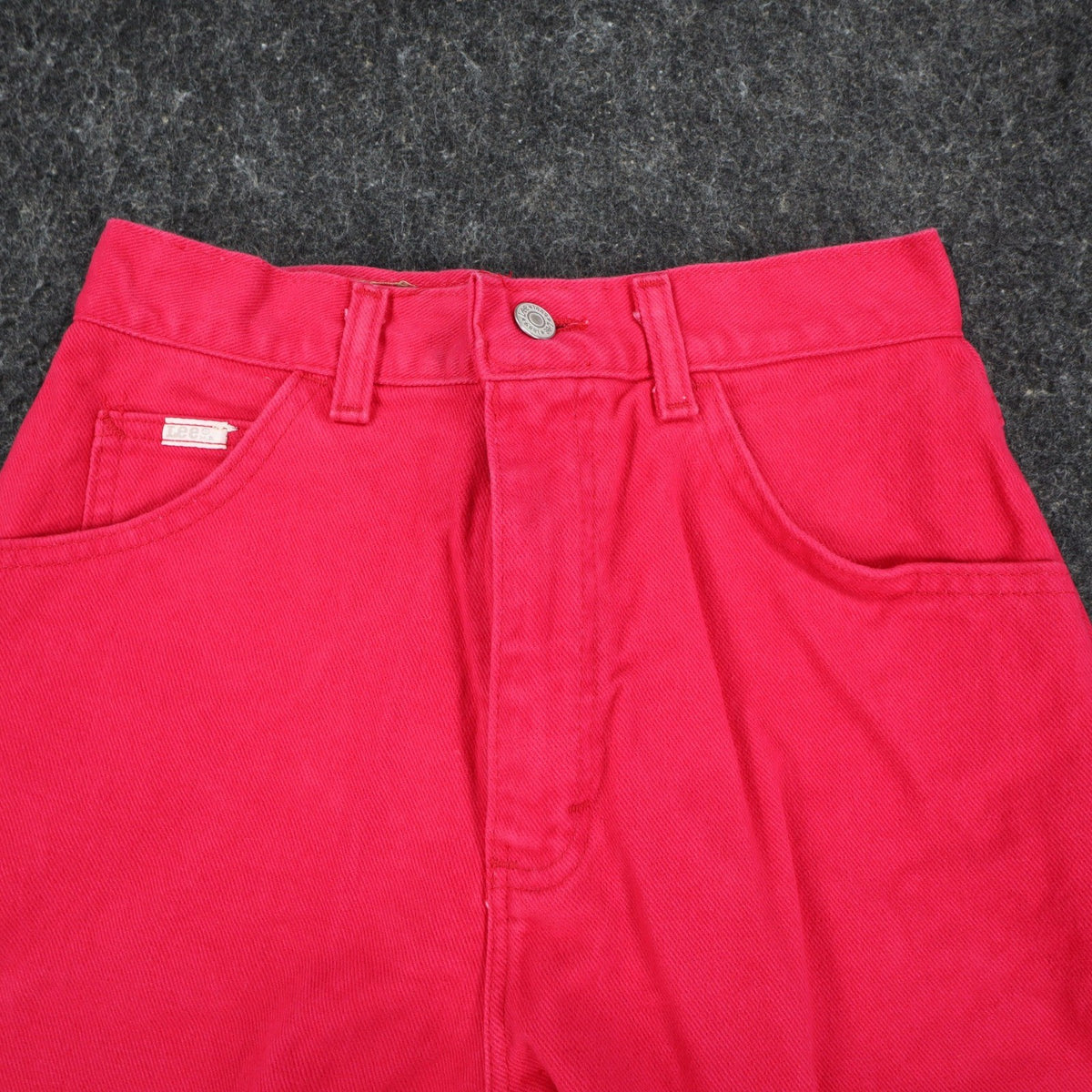 Lee Relaxed Fit Shorts Womens 8 Medium Vintage 90s Poppy Red Cotton Made in USA - take2supply