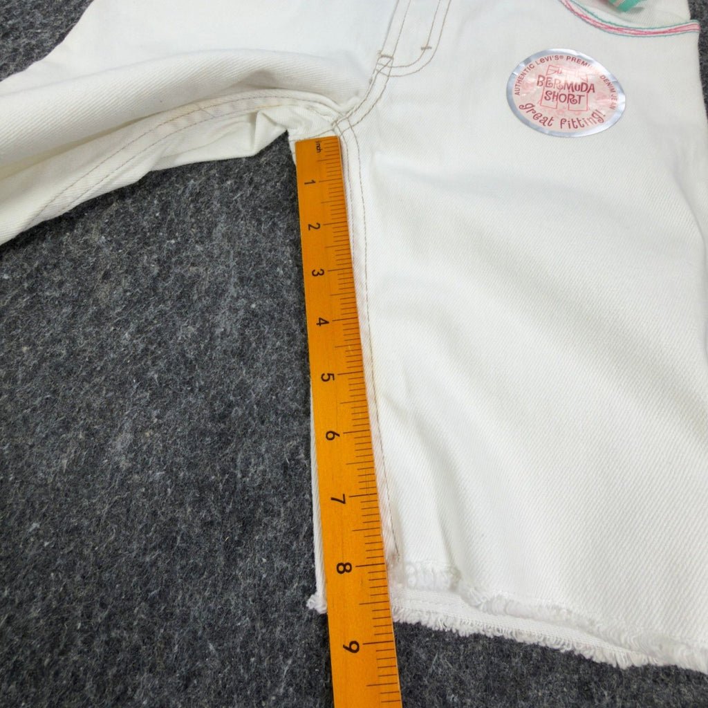 Levi's Y2K Denim Bermuda Shorts Girls 10 White Ramie Blend NWT - take2supply