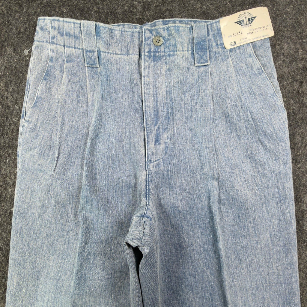 Dockers Vintage 90s Pleated Denim Pants Mens 30x32 Light Wash NWT Made in USA - take2supply