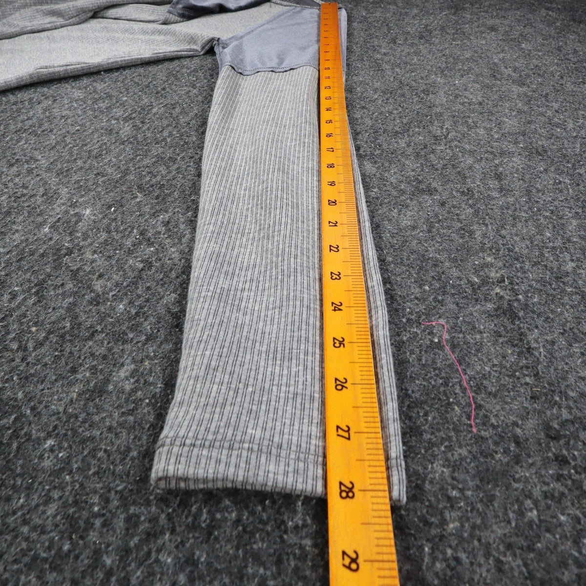 Hem & Thread Top Womens Small Gray Ribbed Velvet Raglan Sleeve Curved Hem C782 - take2supply