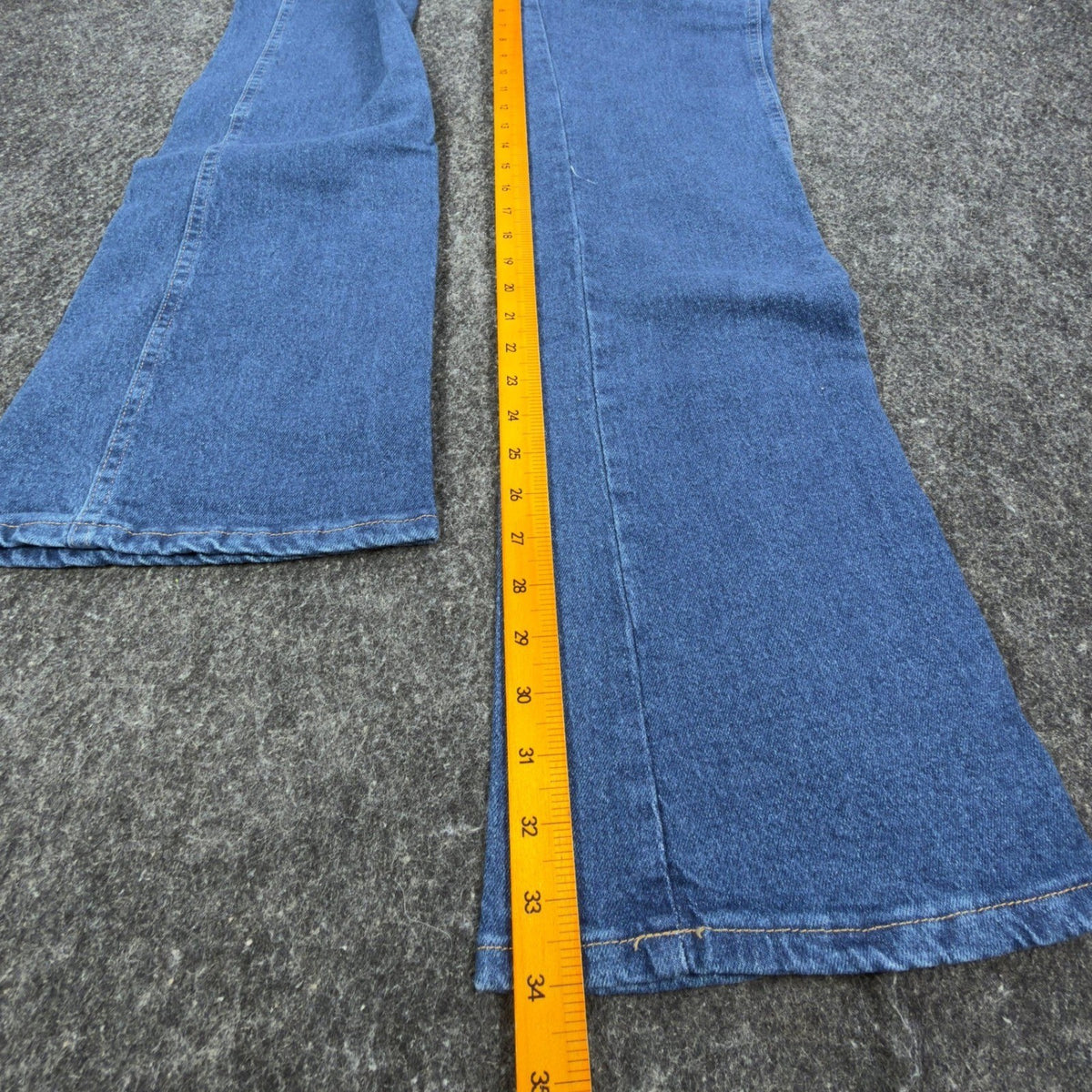 Wrangler Y2K Cowboy Cut Jeans Womens 7/8 x 34 Blue Denim Bootcut NWT - take2supply