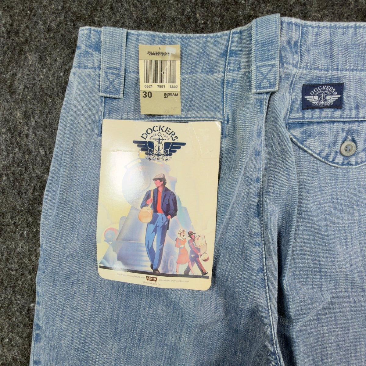 Dockers Vintage 90s Pleated Denim Pants Mens 30x32 Light Wash NWT Made in USA - take2supply