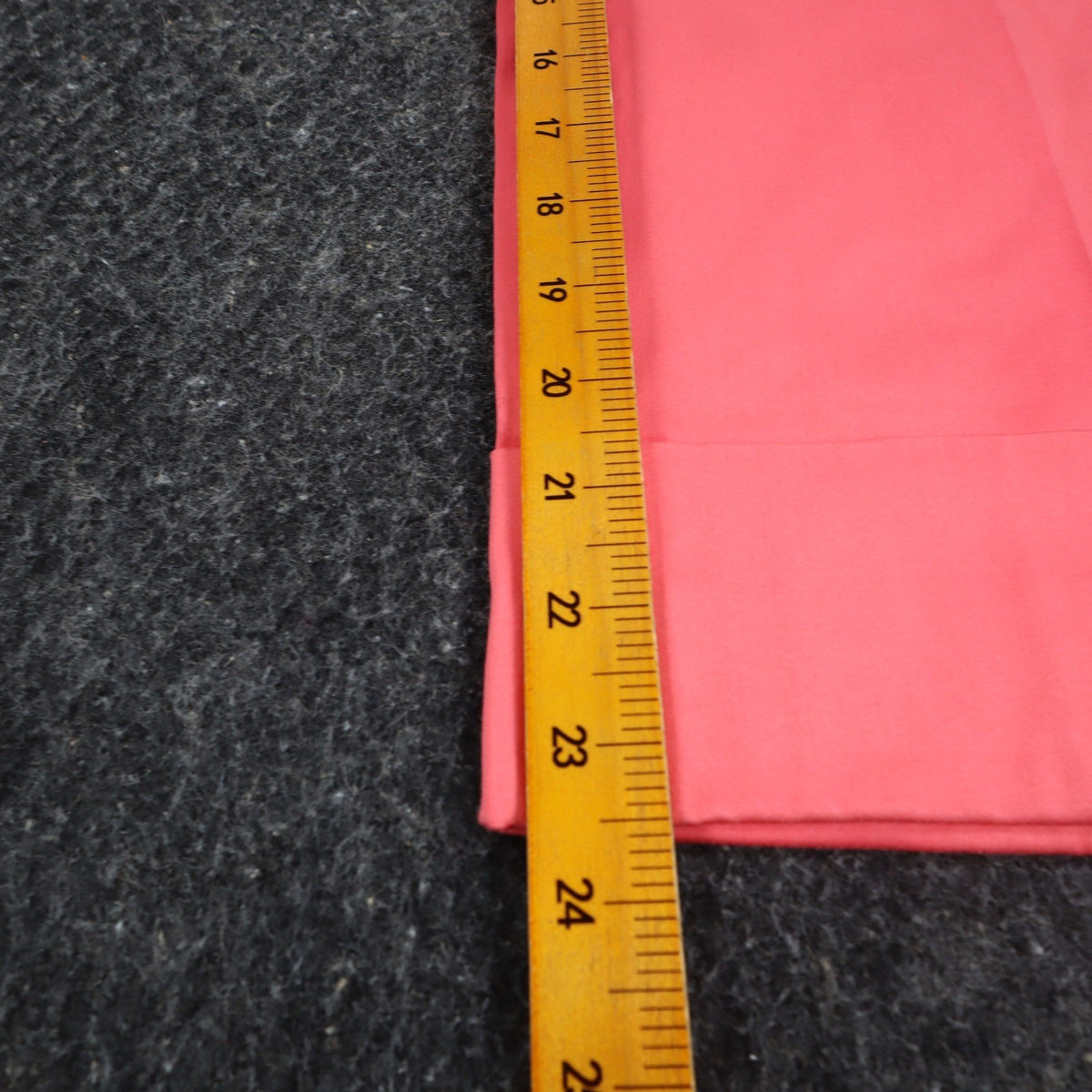AGB Byer California Capri Pants Womens 6 Coral Cuffed Stretch NWT Deadstock - take2supply