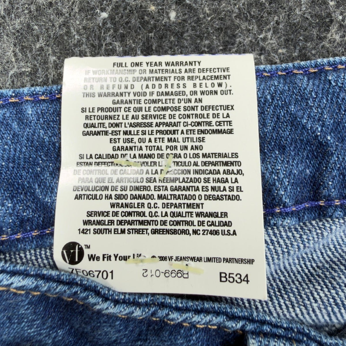 Wrangler Y2K Cowboy Cut Jeans Womens 9/10x34 Blue Denim Bootcut New C717 - take2supply