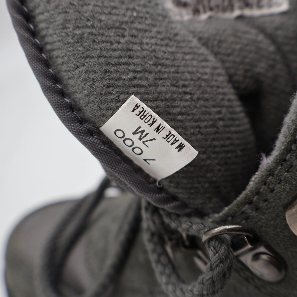 Lake Of The Woods 7000 Hiking Boots Mens 7M Vintage Deadstock Gray Leather Korea - take2supply