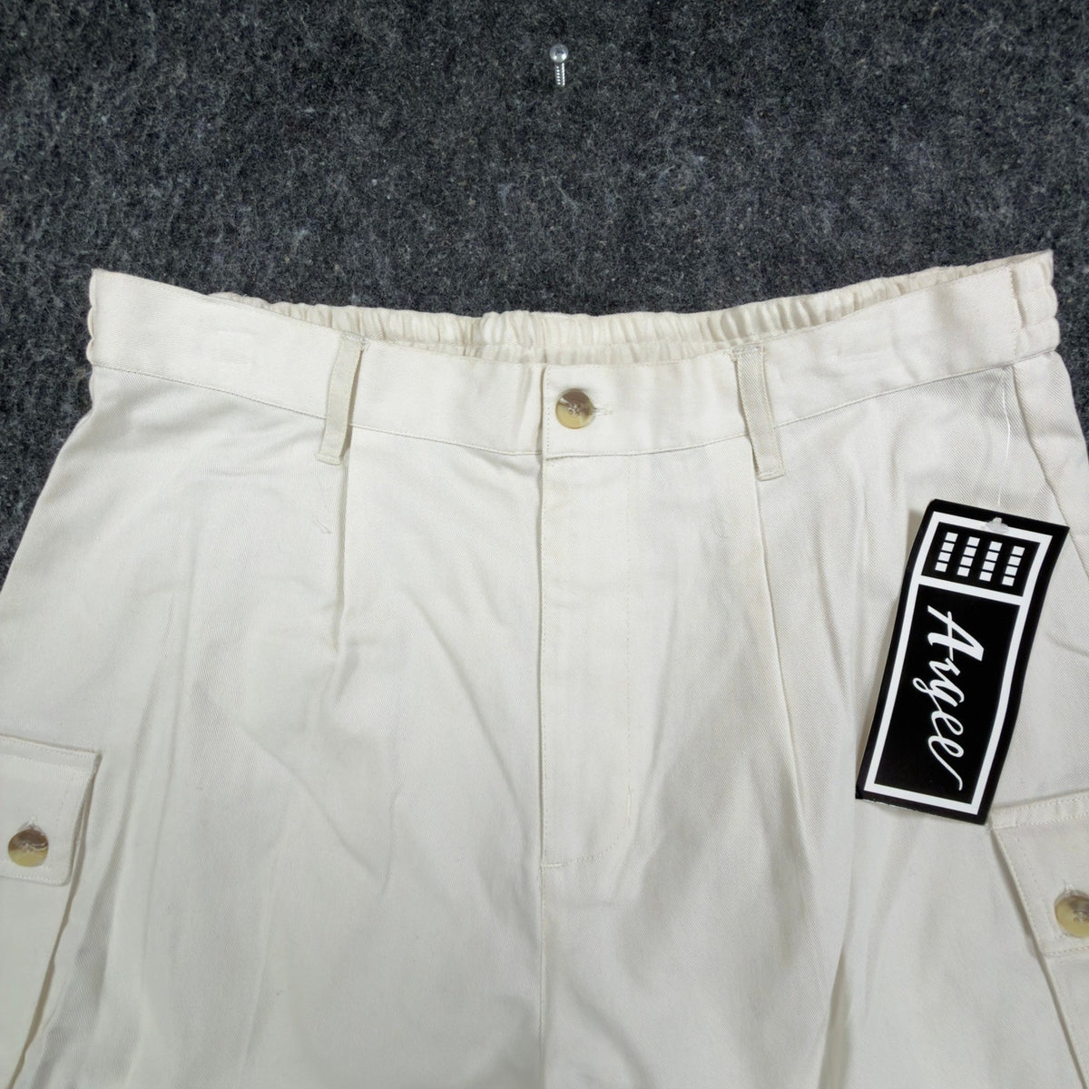 Argee Vintage 90s Cargo Shorts Womens M Ivory Cotton Deadstock NWT - take2supply