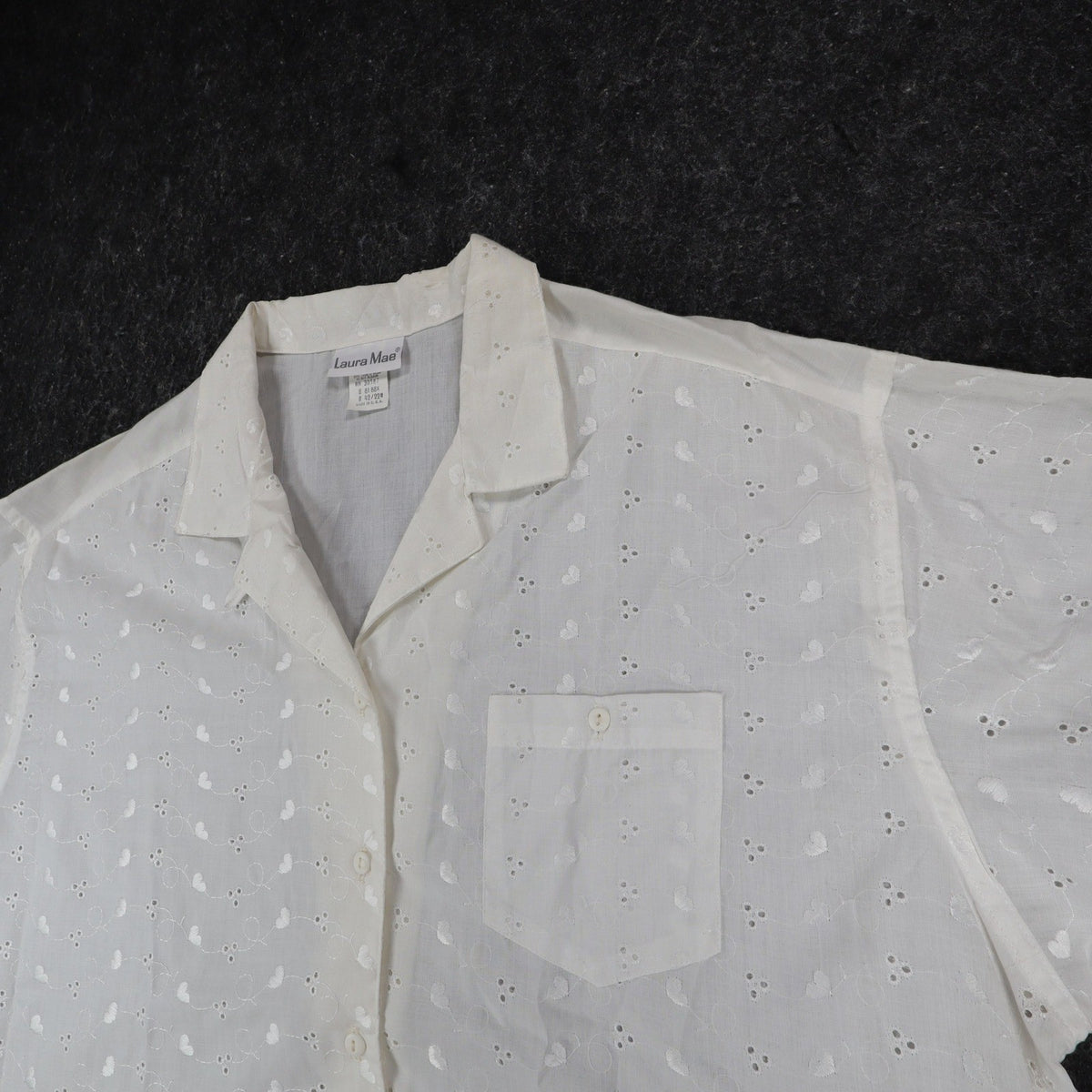 Laura Mae Shirt Womens 22W Vintage 80s White Eyelet Heart Embroidered USA NWT - take2supply