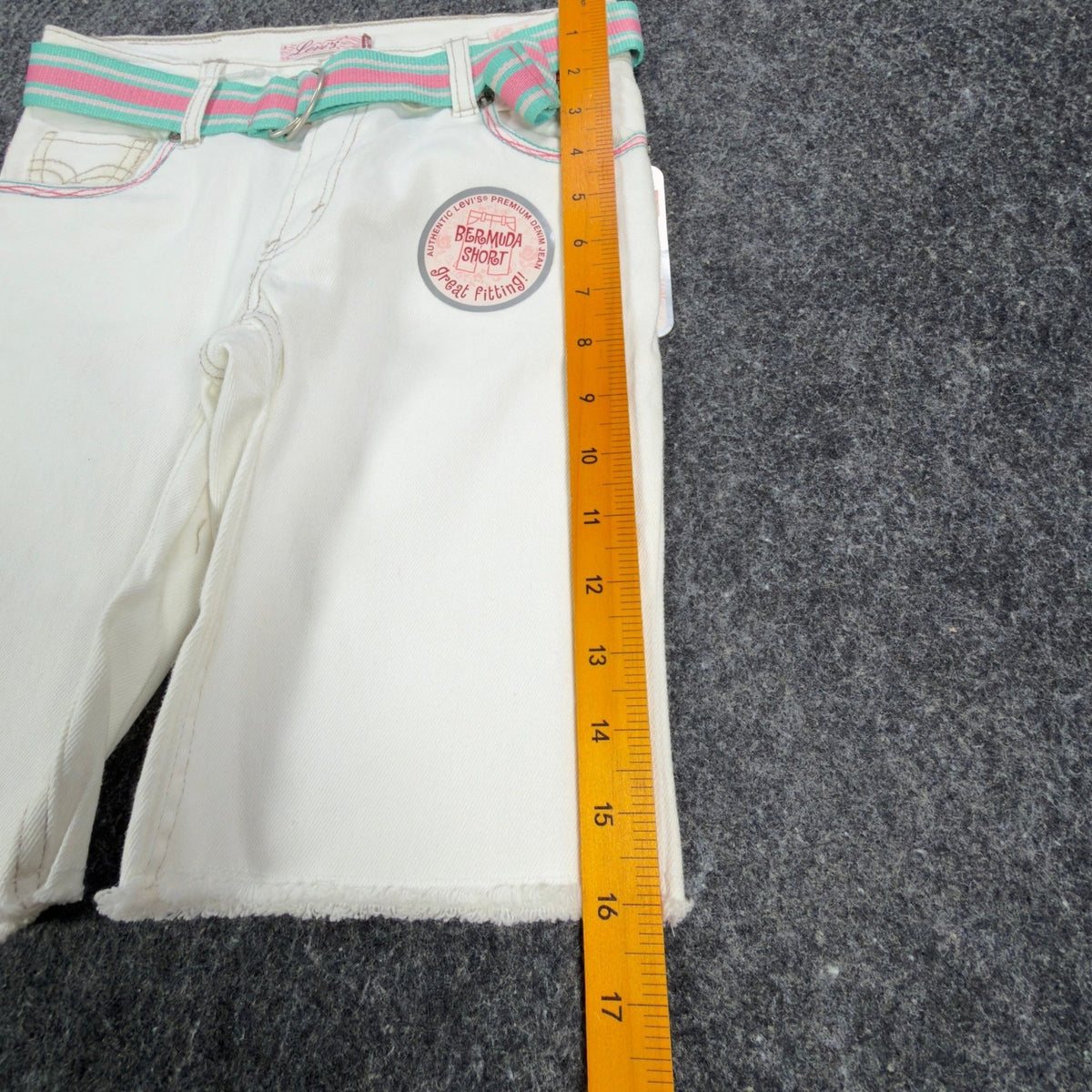Levi's Y2K Denim Bermuda Shorts Girls 10 White Ramie Blend NWT - take2supply