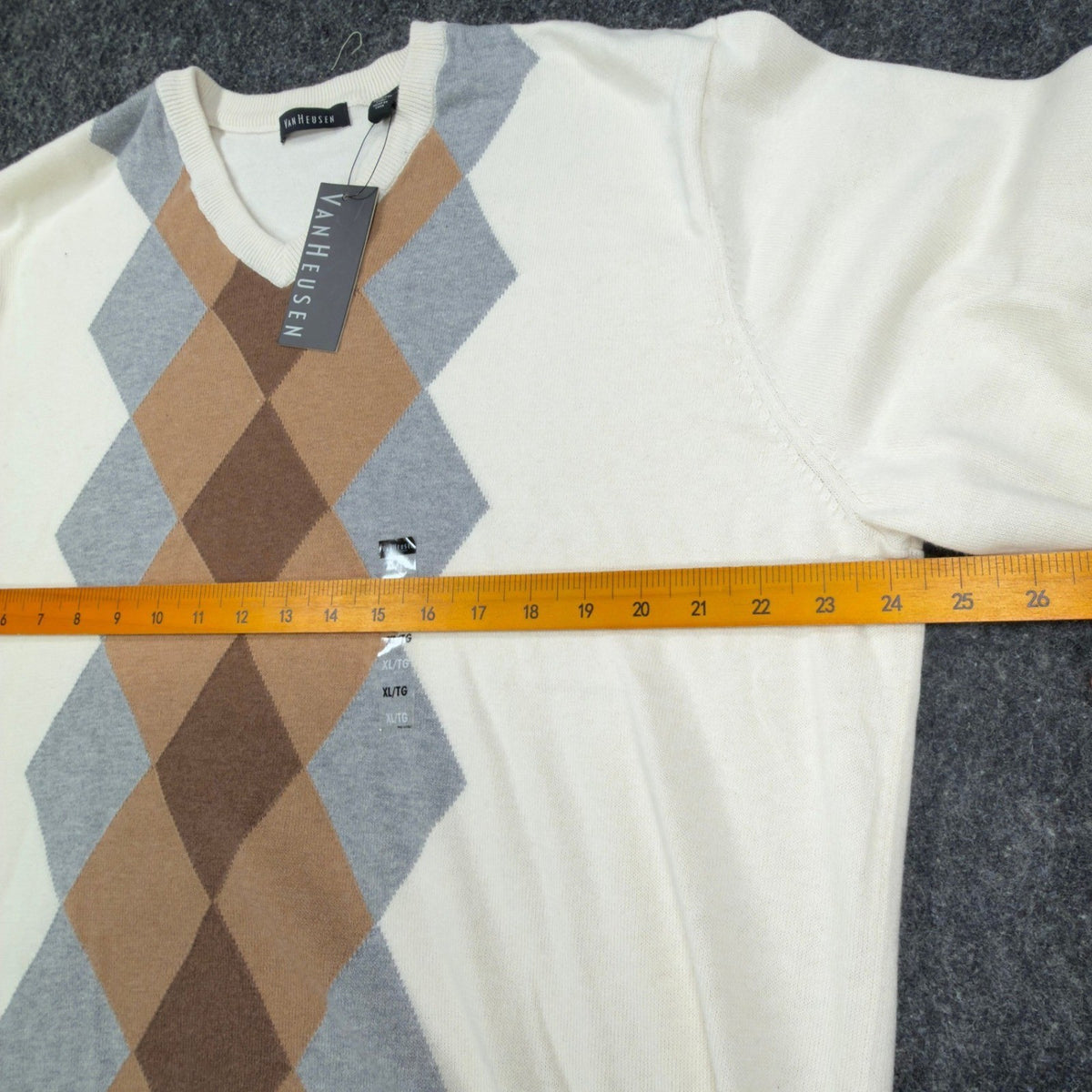 Van Heusen Argyle V-Neck Sweater Mens XL Cream Brown Grey Cotton NWT - take2supply