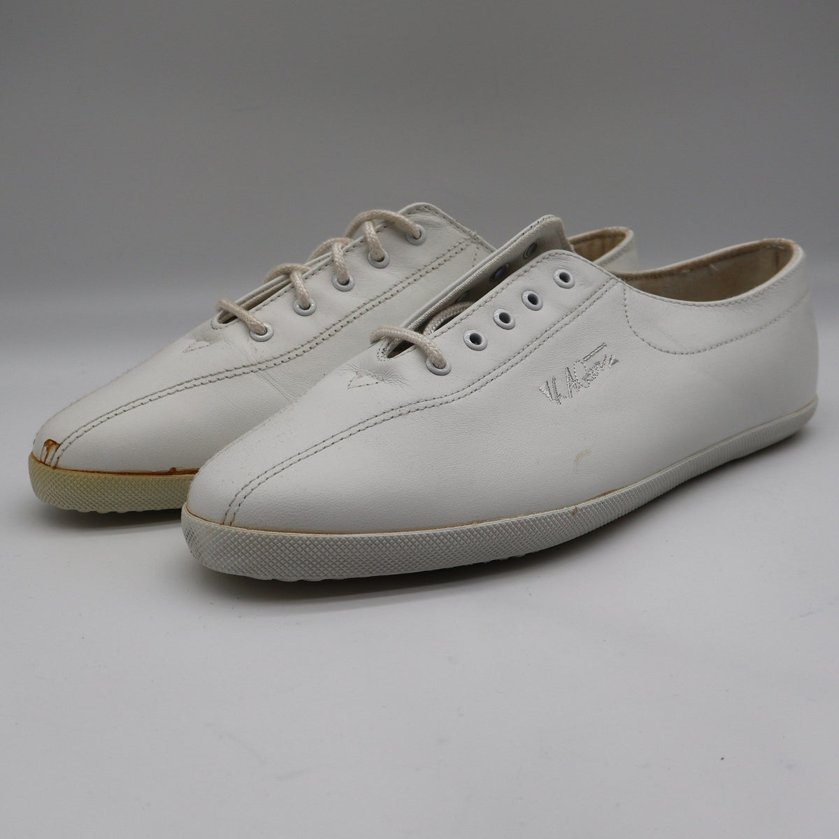 LA Gear Lifestyle Casual Women 10 Vintage 94 White Leather Classic Workout 6814 - take2supply