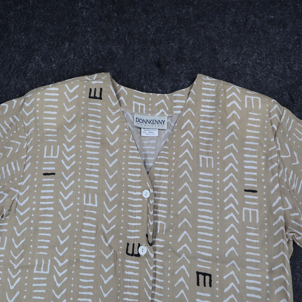 Donnkenny Classics Blouse Womens Small Vintage 90s Khaki Mudcloth Print USA NWT - take2supply
