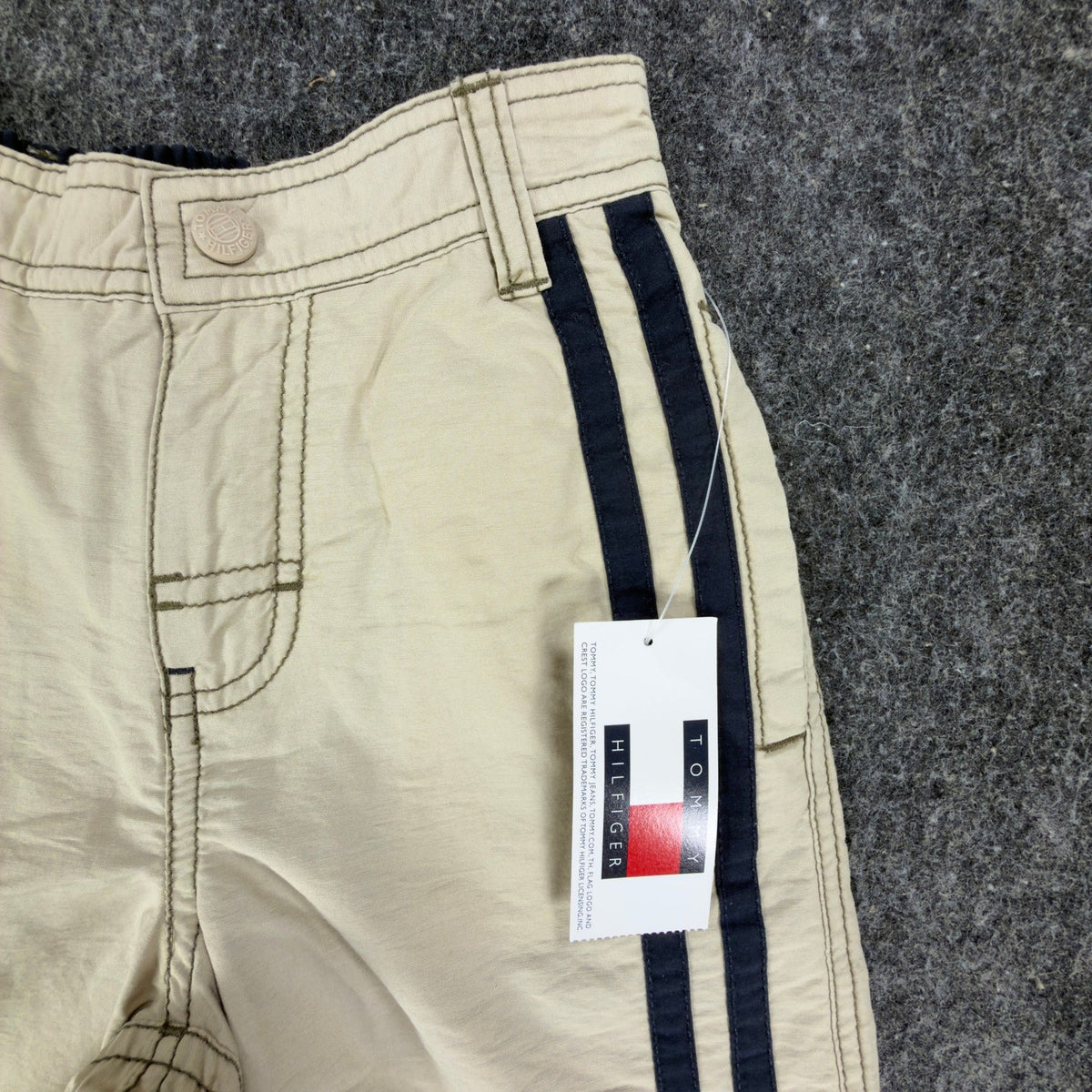 Tommy Hilfiger Y2K Cargo Shorts Boys 4 Tan Cotton Nylon NWT - take2supply