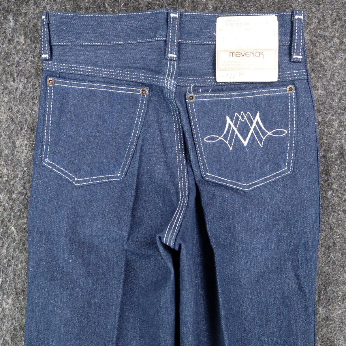Maverick Straight Leg Jeans Boys 10 Reg Vintage Blue Cotton Blend Deadstock USA - take2supply
