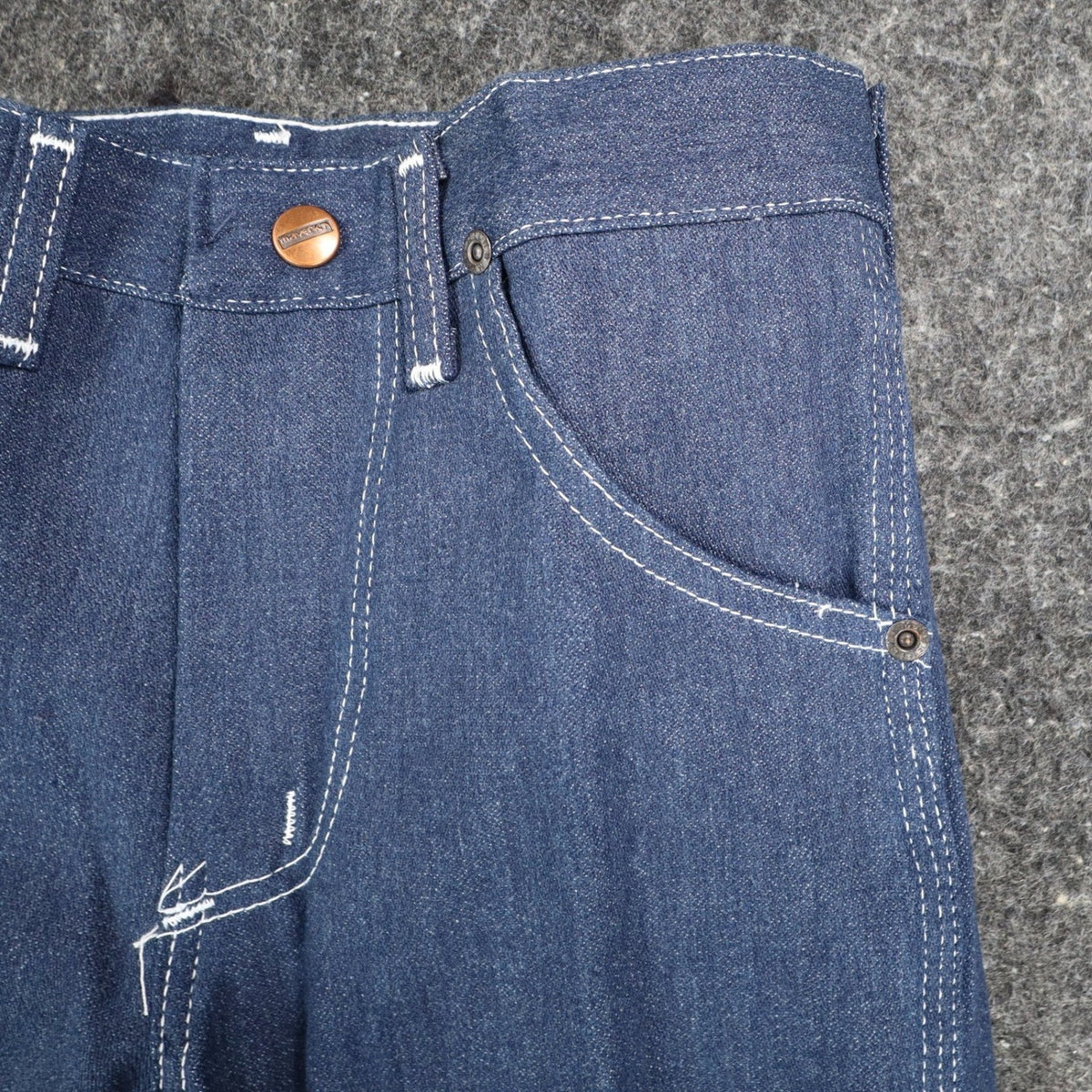 Maverick Straight Leg Jeans Boys 10 Reg Vintage Blue Cotton Blend Deadstock USA - take2supply